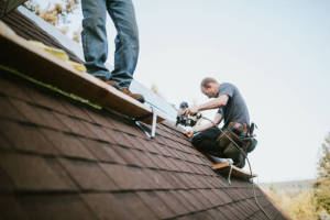 Local Roofers in Springvale, PA